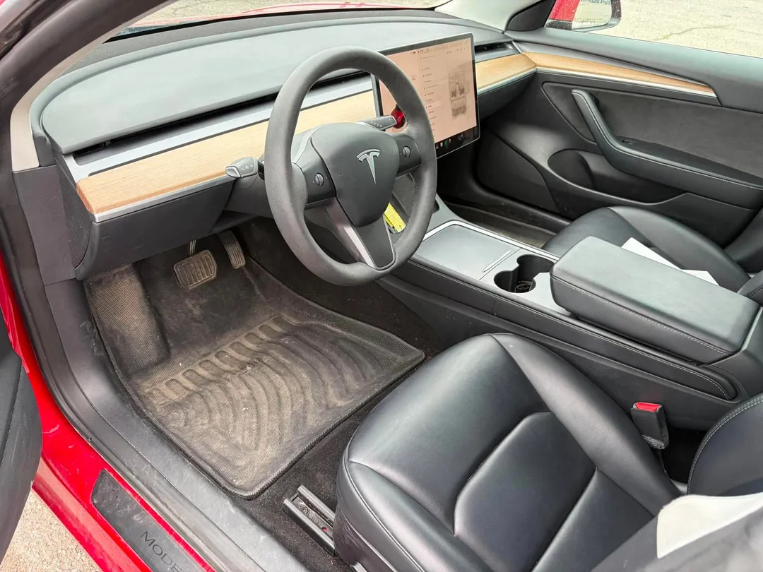 2022 Tesla Model 3 — photo 7