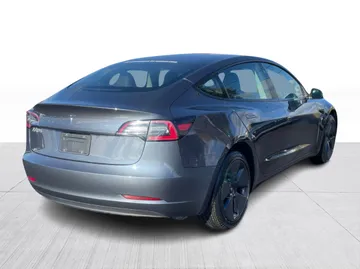 2023 Tesla Model 3 - image 15