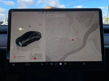 2023 Tesla Model 3 - image 20