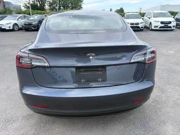 2023 Tesla Model 3 - image 6
