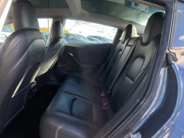 2023 Tesla Model 3 - image 16