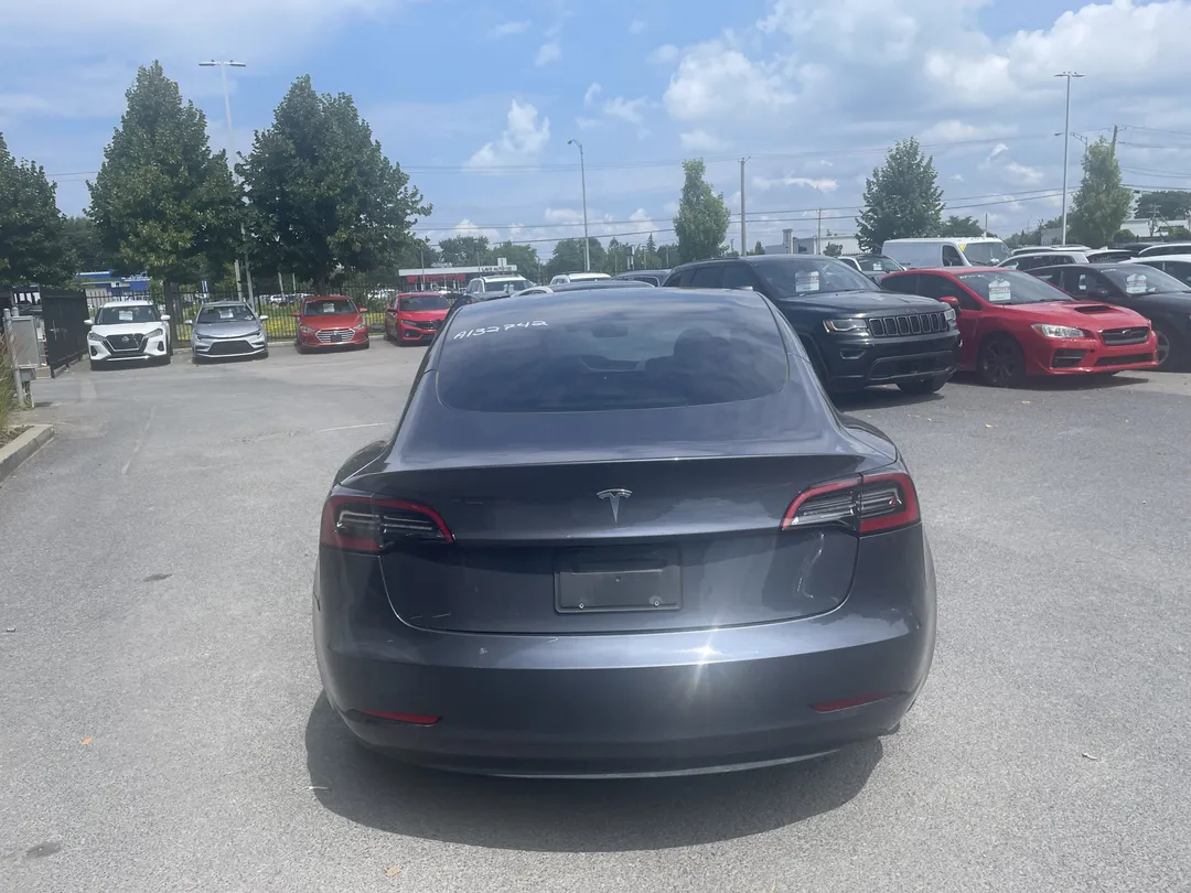 2023 Tesla Model 3 — photo 5