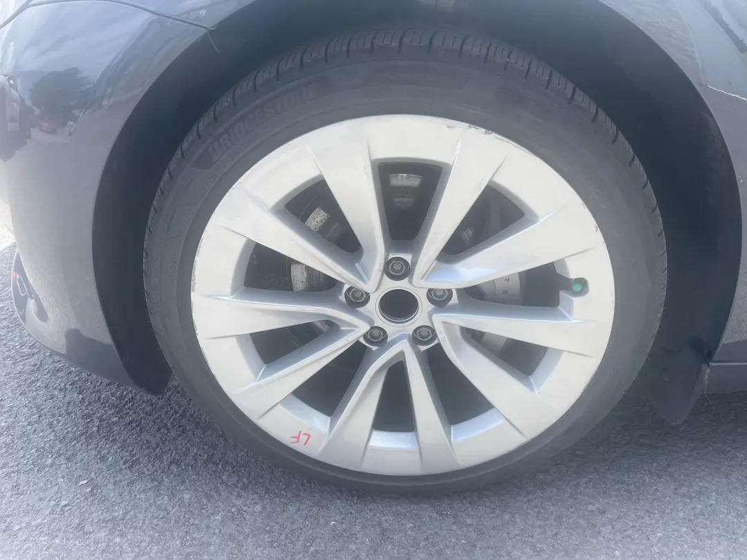2023 Tesla Model 3 — photo 6