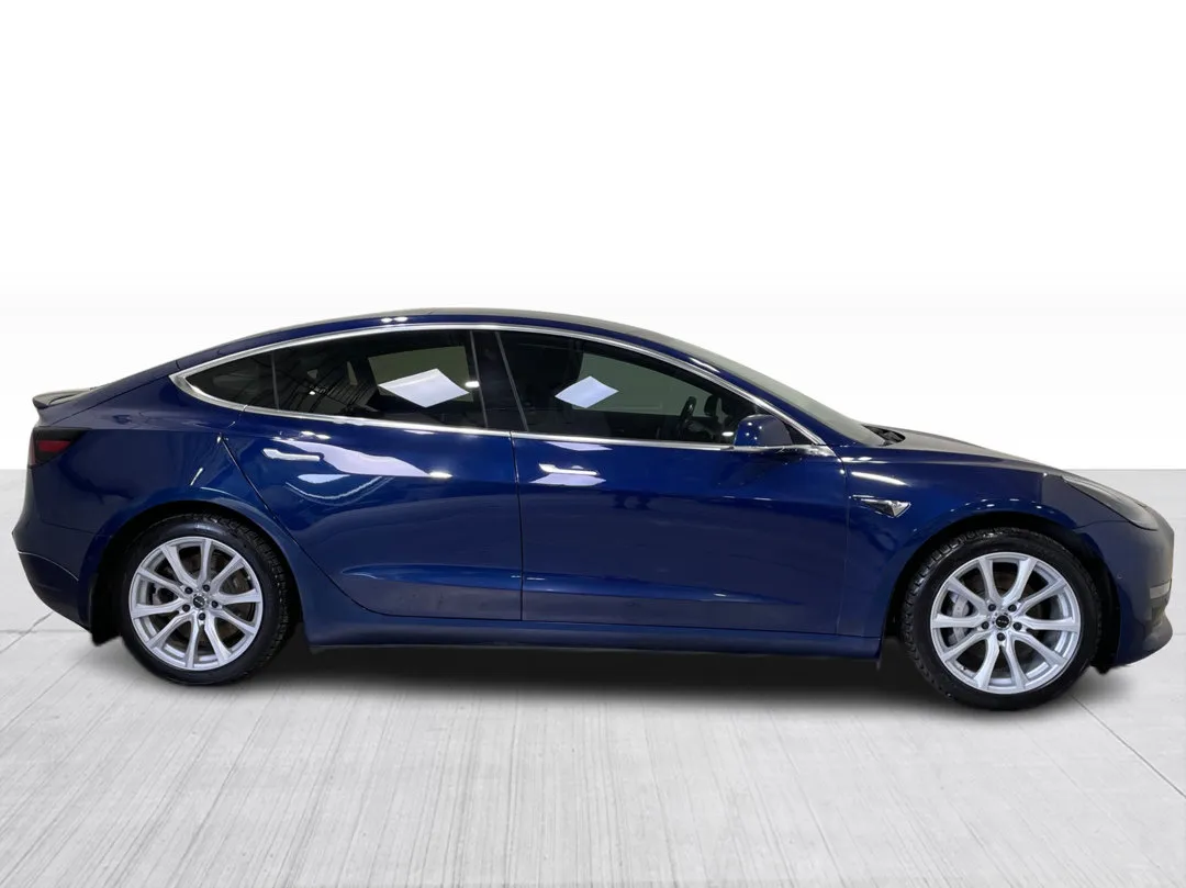 2018 Tesla Model 3 — photo 2
