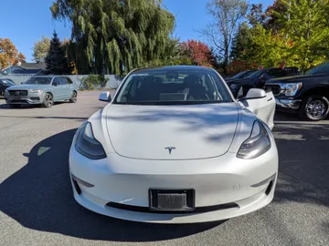 2021 Tesla Model 3 - image 2