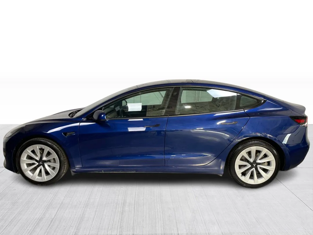 2022 Tesla Model 3 Long Range, photo 8