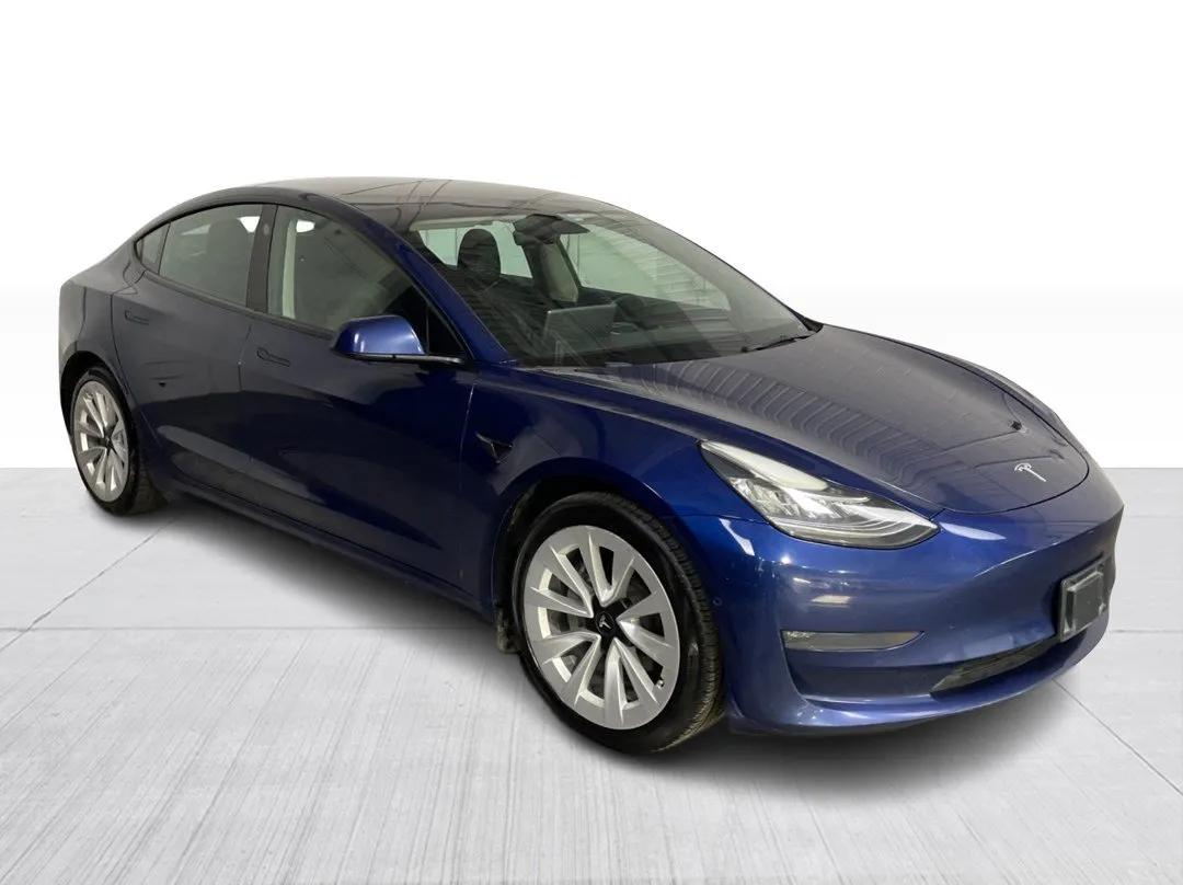 2022 Tesla Model 3 Long Range, photo 1