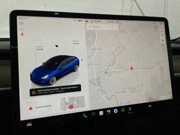 2022 Tesla Model 3 - image 18