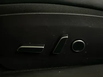 2022 Tesla Model 3 - image 16