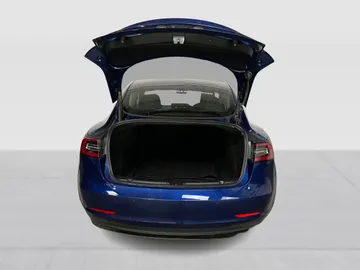 2022 Tesla Model 3 - image 12