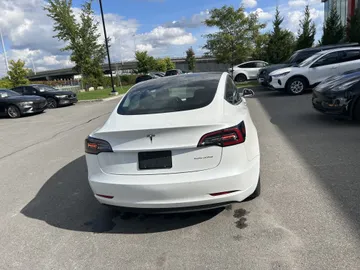 2020 Tesla Model 3 - image 6