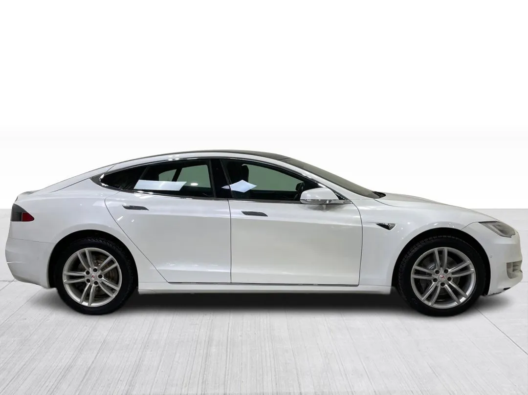 2019 Tesla Model S — photo 2