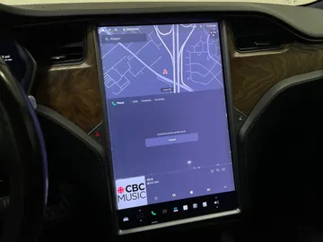 2019 Tesla Model S - image 23