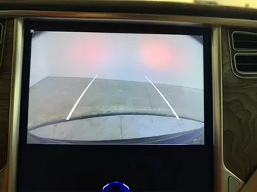 2017 Tesla Model S - image 23