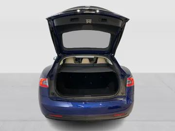 2017 Tesla Model S - image 13