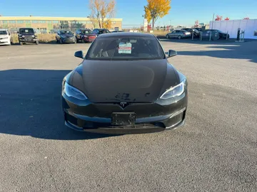 2023 Tesla Model S - image 2