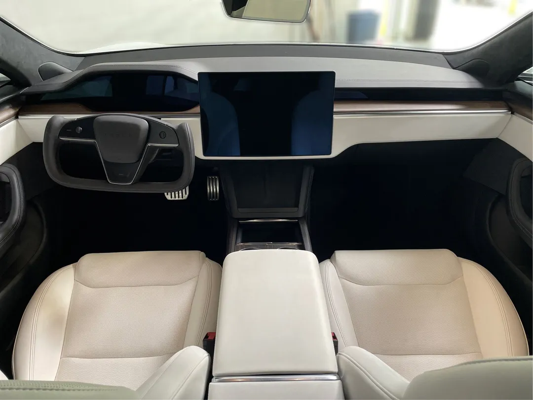 2022 Tesla Model S — photo 4