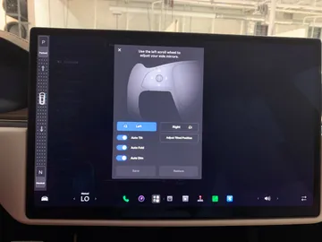 2022 Tesla Model S - image 27