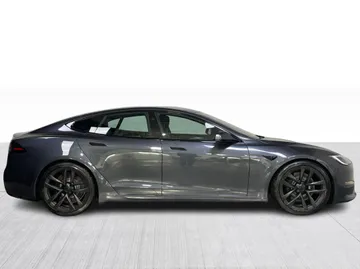 2022 Tesla Model S - image 2