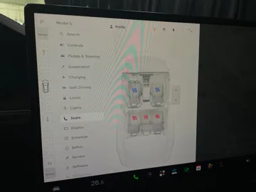 2022 Tesla Model S - image 25