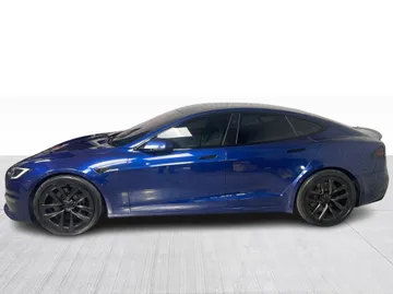 2022 Tesla Model S - image 10