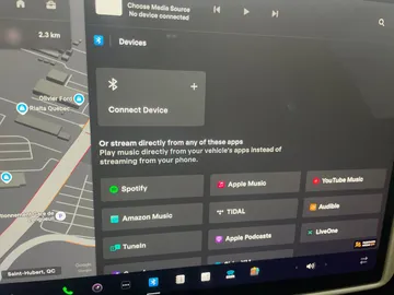 2022 Tesla Model S - image 26