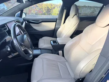 2016 Tesla Model X - image 8
