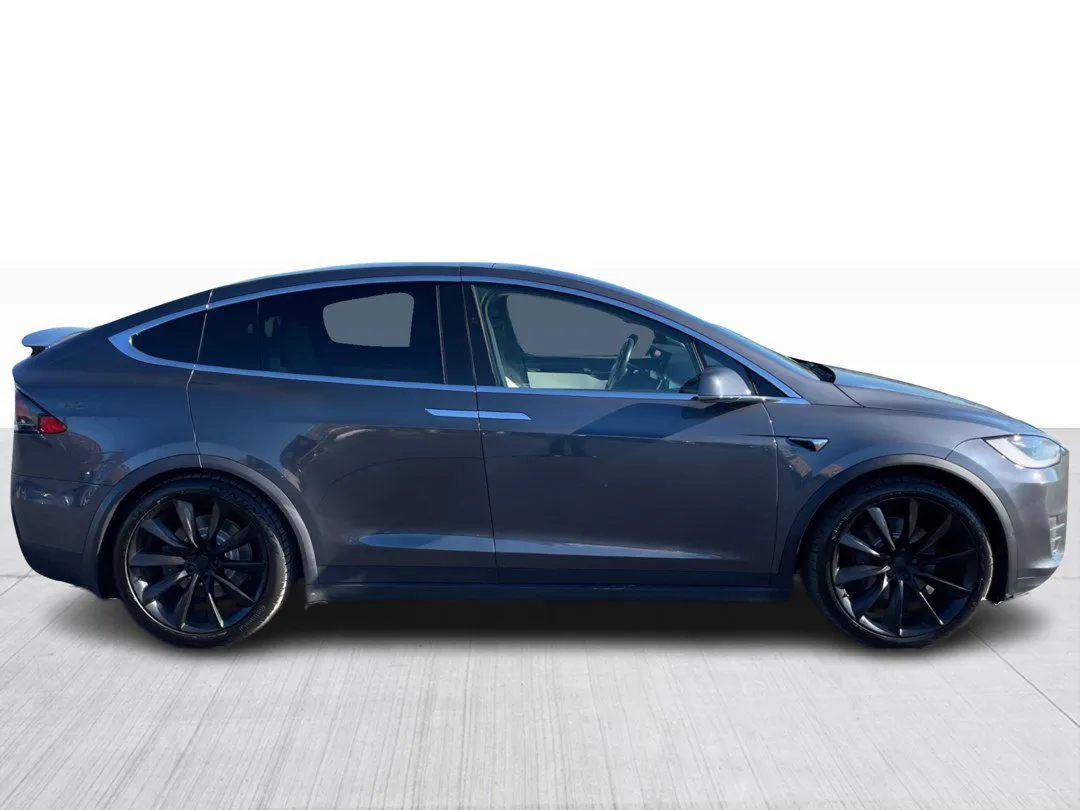 2021 Tesla Model X for sale - photo 2