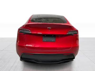 2021 Tesla Model Y - image 12