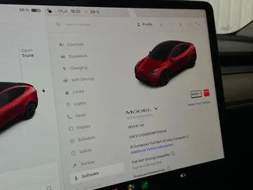 2021 Tesla Model Y - image 18