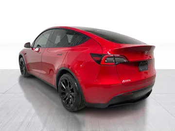 2021 Tesla Model Y - image 11