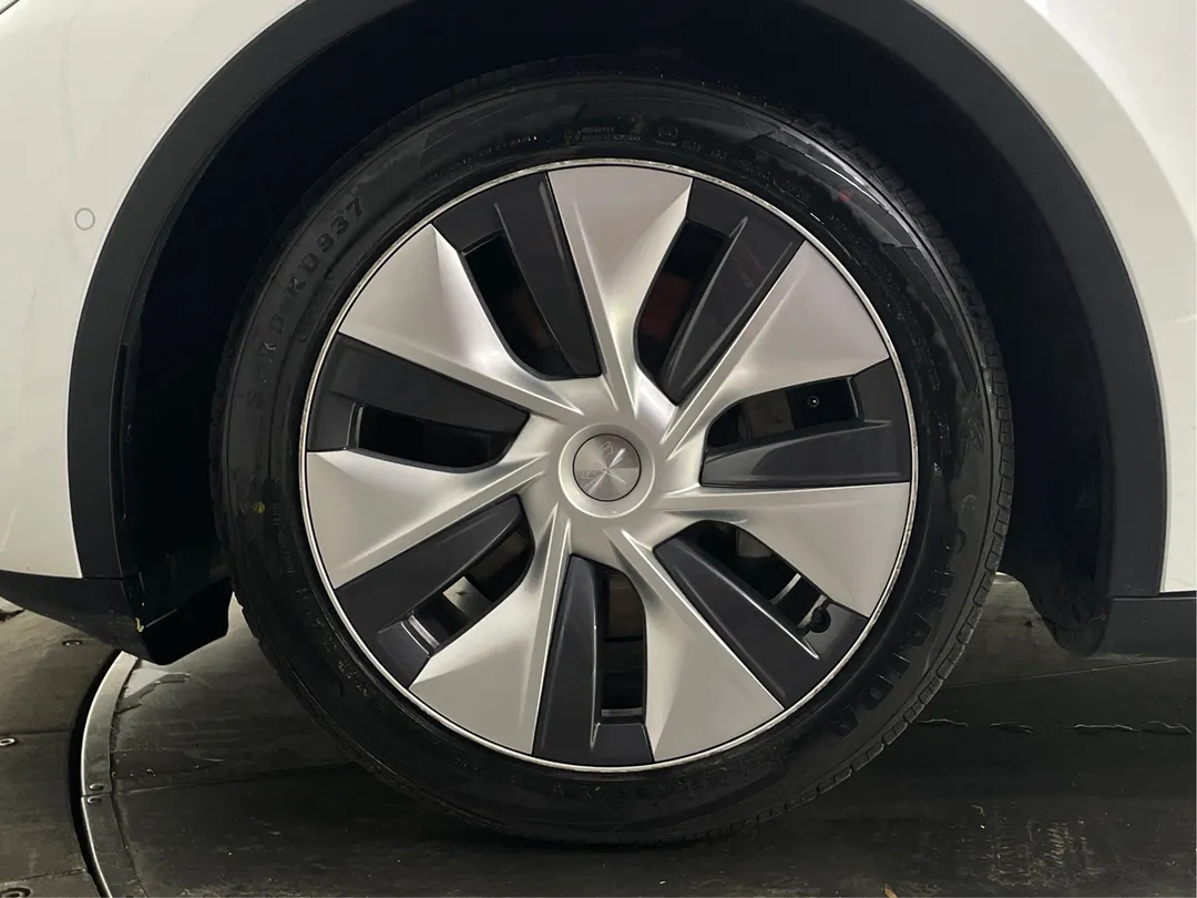 2021 Tesla Model Y Long Range, photo 5