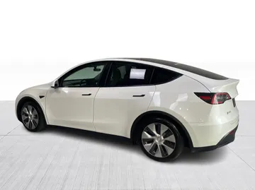 2021 Tesla Model Y - image 6