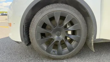 2021 Tesla Model Y - image 7