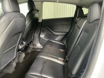 2021 Tesla Model Y - image 15