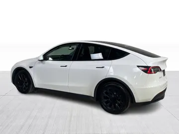 2021 Tesla Model Y - image 11