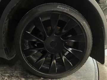 2021 Tesla Model Y - image 7