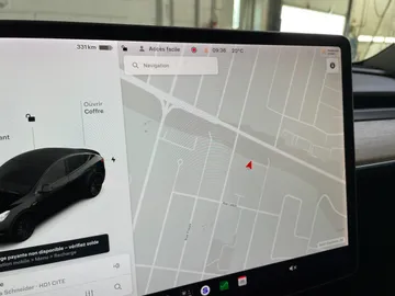 2021 Tesla Model Y - image 21