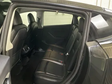 2021 Tesla Model Y - image 15