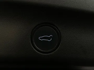 2021 Tesla Model Y - image 20