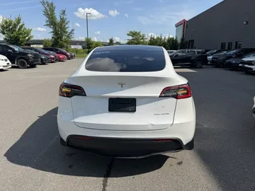 2021 Tesla Model Y - image 6