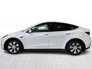 2021 Tesla Model Y - image 10