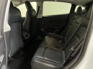 2021 Tesla Model Y - image 15