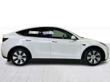 2021 Tesla Model Y - image 2