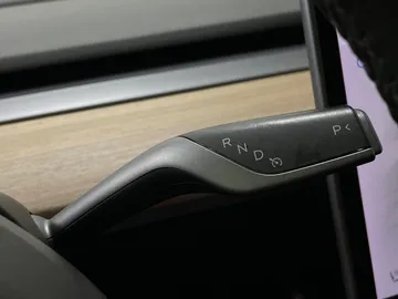 2021 Tesla Model Y - image 23