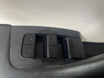 2021 Tesla Model Y - image 24