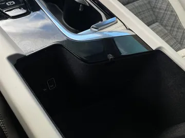2019 Volvo S60 - image 27