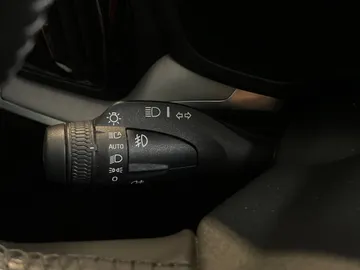 2019 Volvo S60 - image 17
