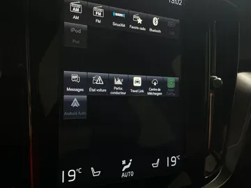 2019 Volvo S60 - image 32