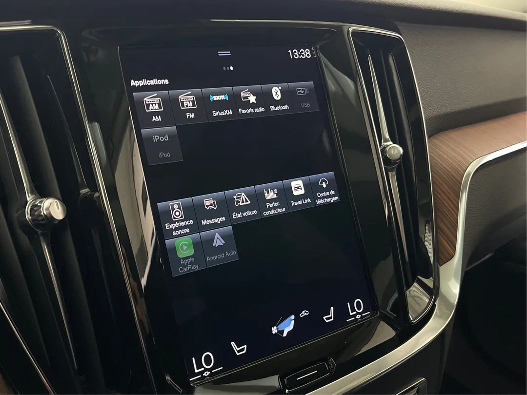 2022 Volvo S60 — photo 7